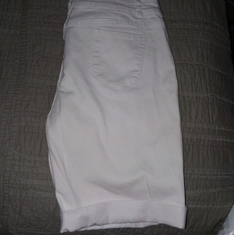 Distressed White Boyfriend Shorts - Picture 2 of 4